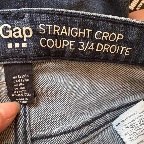 Gap Straight Crop Jeans Size 6/28R Dark Wash Mid Rise - Picture 3 of 3